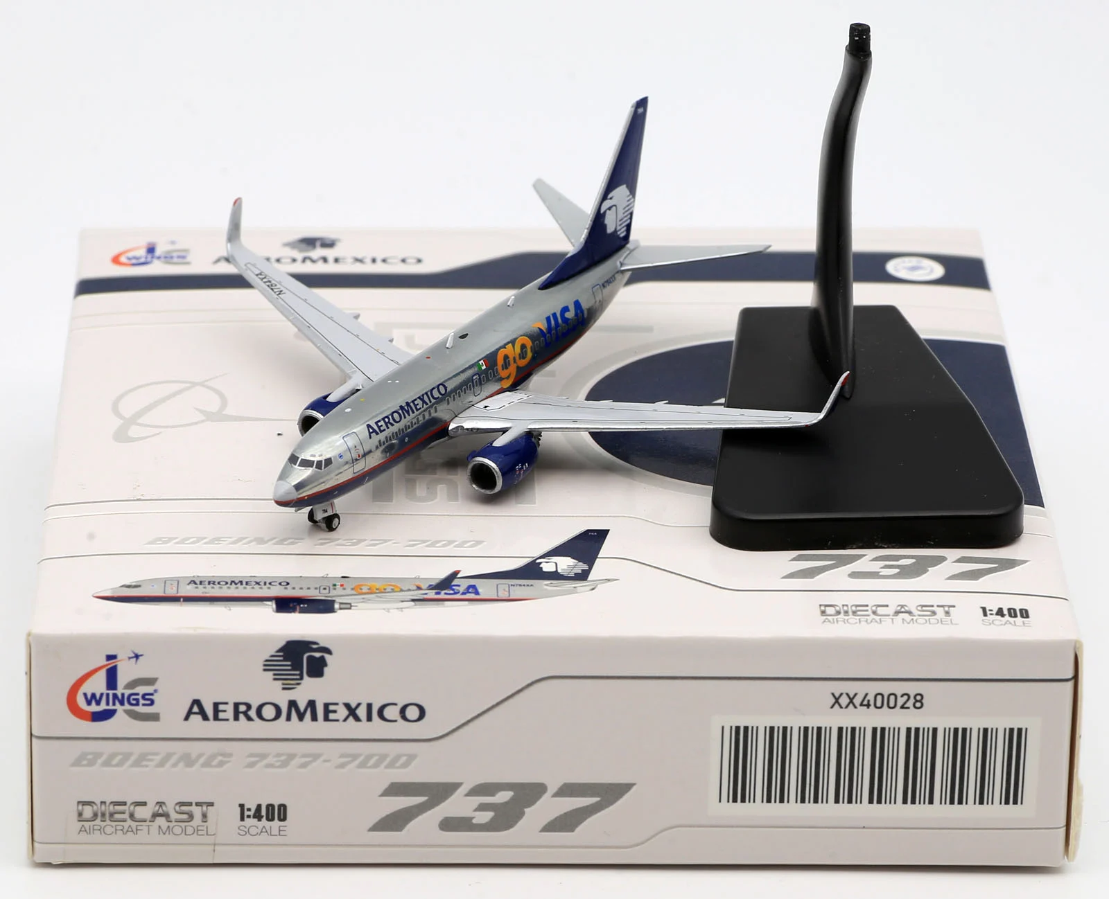 Collectible Diecast Aircraft Model Boeing B737-700 XX40028 JC Wings 1:400 Aeromexico Airlines Reg: N784XA