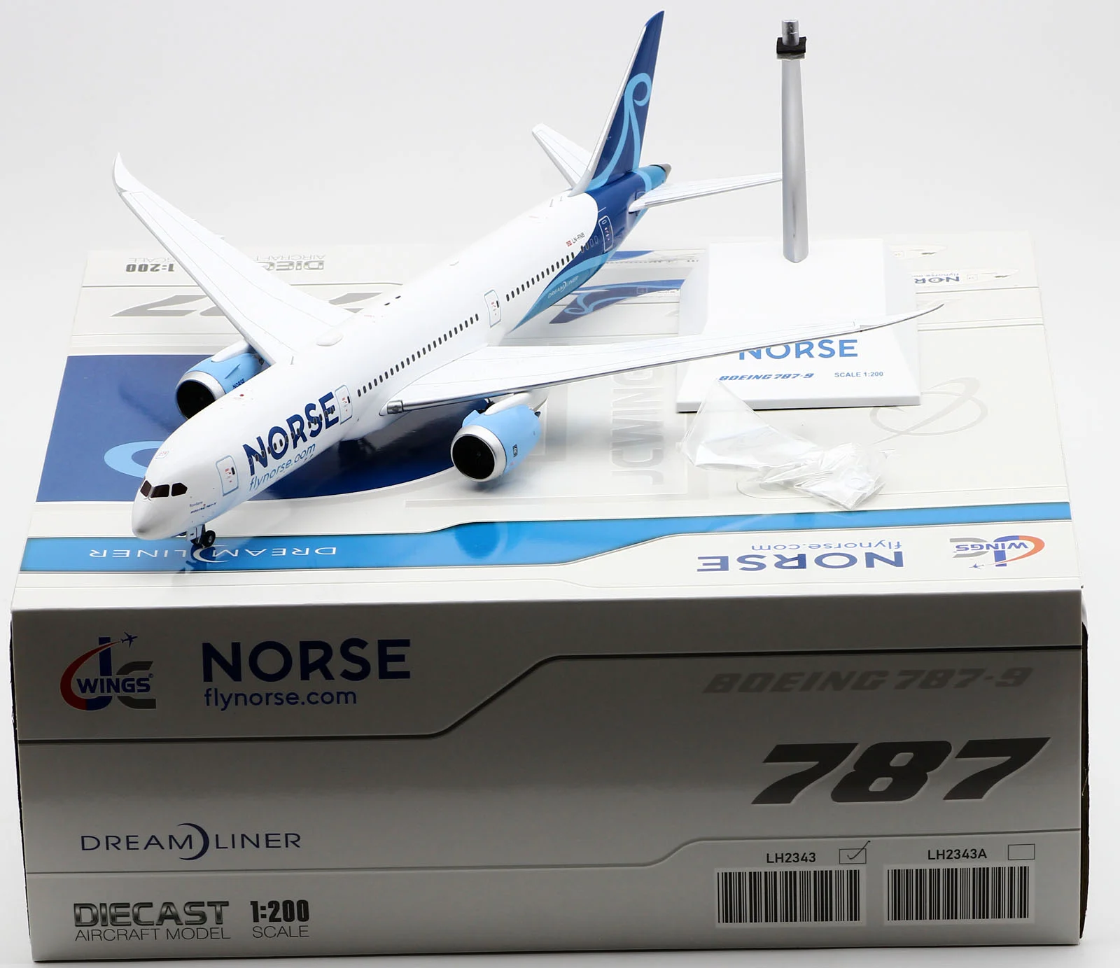 Collectible Diecast Aircraft Model Boeing B787-9 LH2343 JC Wings 1:200 Norse Atlantic Reg: LN-FNB